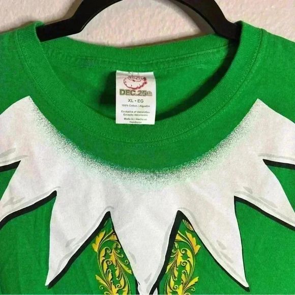 Elf Men’s T-shirt - Picture 3 of 3